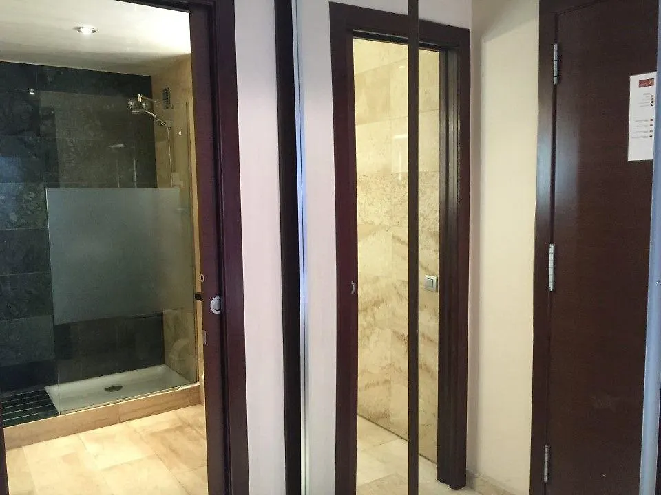 Numa Barcelona Brio Aparthotel 4*,